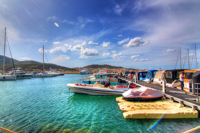 Oasis Marina Yeni Foça Yat Limanı