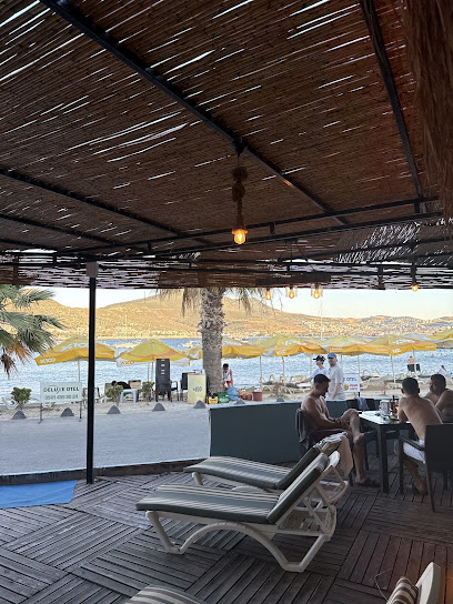 Deluxe Beach Yenifoca